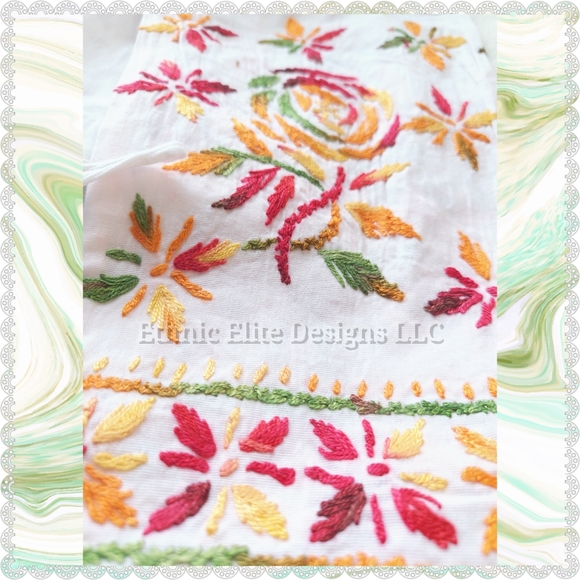 New White multi ankle pants with drawstring - Picture 3 of 6